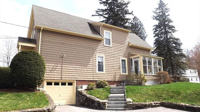 61 Nelson Place, Worcester, MA 01605