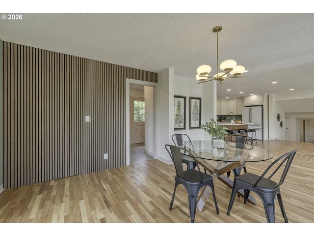 3550 SOUTHSHORE Blvd, Lake Oswego, OR 97034
