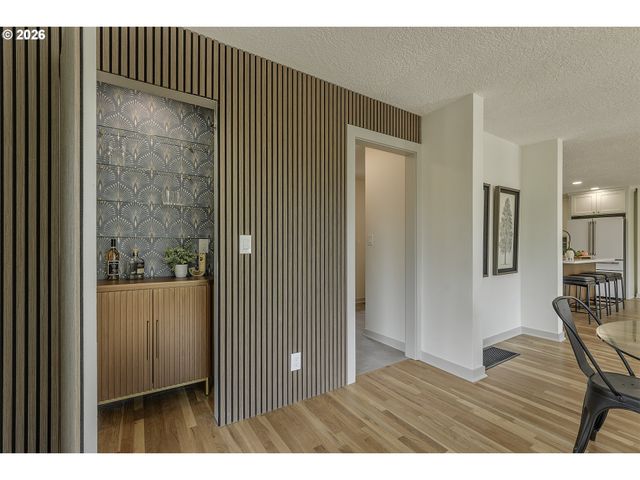 3550 SOUTHSHORE Blvd, Lake Oswego, OR 97034