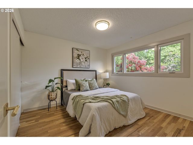 3550 SOUTHSHORE Blvd, Lake Oswego, OR 97034
