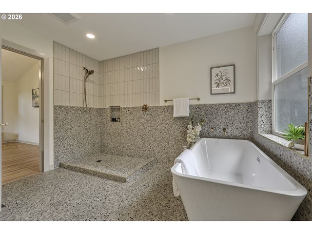 3550 SOUTHSHORE Blvd, Lake Oswego, OR 97034