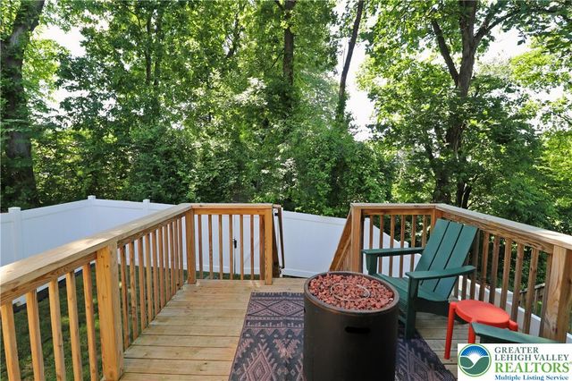 4502 Benjamin Court, Upper Milford Twp, PA 18049