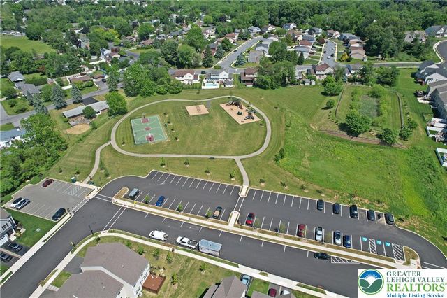 4502 Benjamin Court, Upper Milford Twp, PA 18049