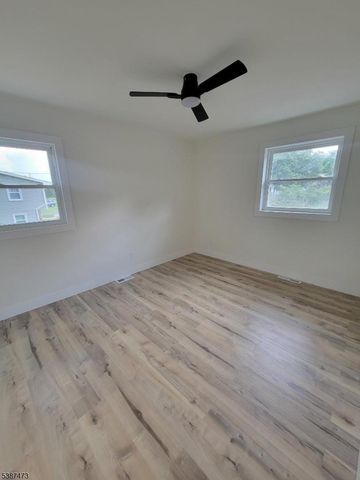 38 Roselawn Ave, Hopewell Twp., NJ 08302