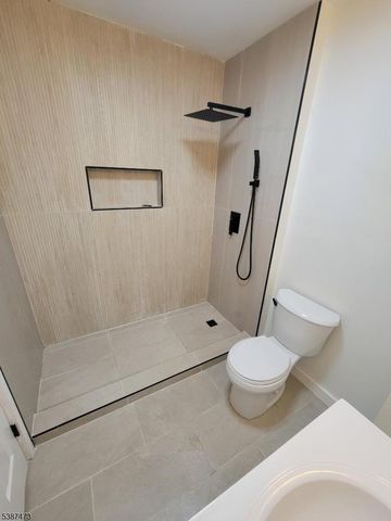 38 Roselawn Ave, Hopewell Twp., NJ 08302