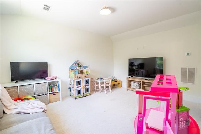 860 W Ridgeway Road, Maysville, GA 30558