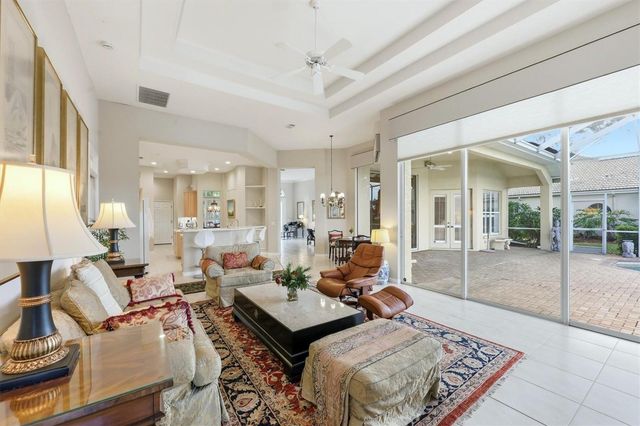 8116 COLLINGWOOD COURT, University Park, FL 34201