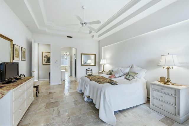 8116 COLLINGWOOD COURT, University Park, FL 34201