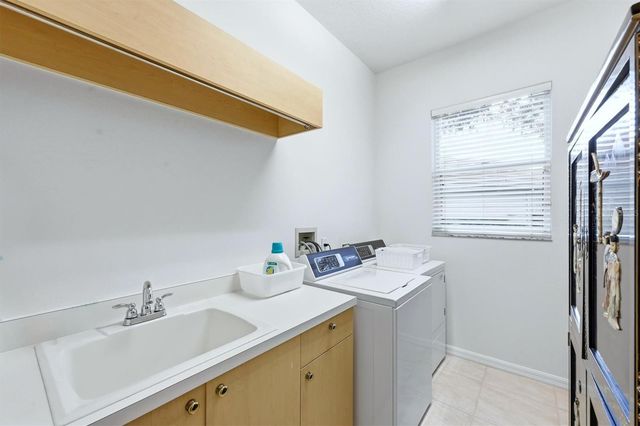 8116 COLLINGWOOD COURT, University Park, FL 34201