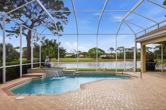 8116 COLLINGWOOD COURT, University Park, FL 34201