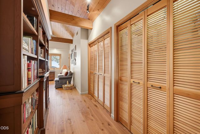 2459 Little Applegate Road, Jacksonville, OR 97530