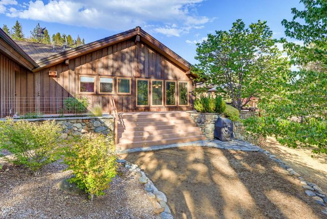 2459 Little Applegate Road, Jacksonville, OR 97530