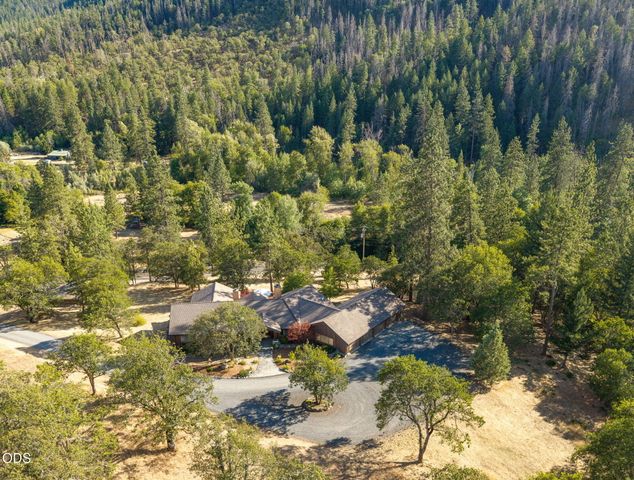 2459 Little Applegate Road, Jacksonville, OR 97530