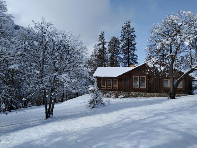 2459 Little Applegate Road, Jacksonville, OR 97530