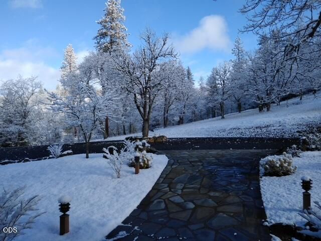 2459 Little Applegate Road, Jacksonville, OR 97530