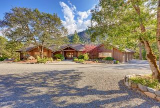 2459 Little Applegate Road, Jacksonville, OR 97530
