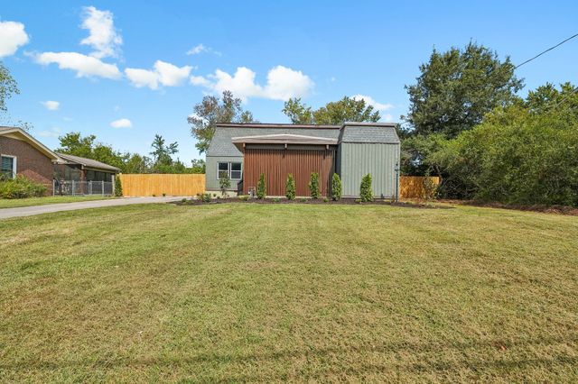 7484 Harrow Dr, Nashville, TN 37221
