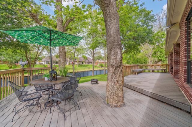 4519 Westerdale Drive, Fulshear, TX 77441