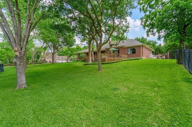 4519 Westerdale Drive, Fulshear, TX 77441