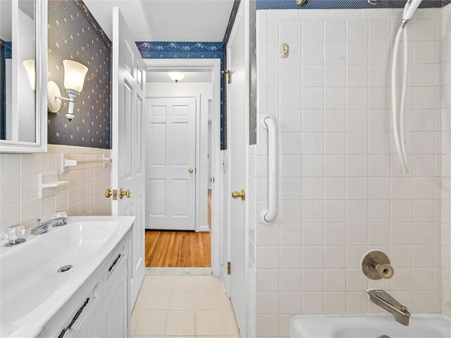 619 Harvest Drive, Greece, NY 14626