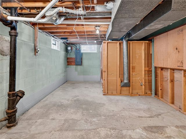 619 Harvest Drive, Greece, NY 14626