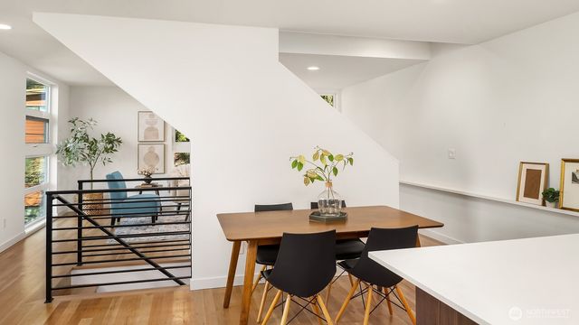 2455 Wickstrom Place SW, Seattle, WA 98116