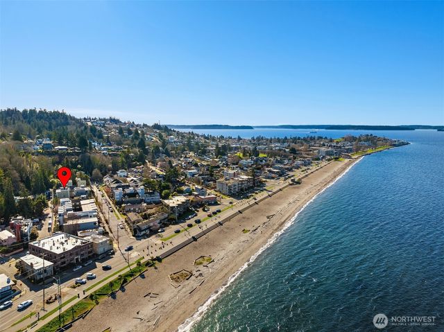 2455 Wickstrom Place SW, Seattle, WA 98116