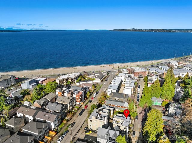 2455 Wickstrom Place SW, Seattle, WA 98116