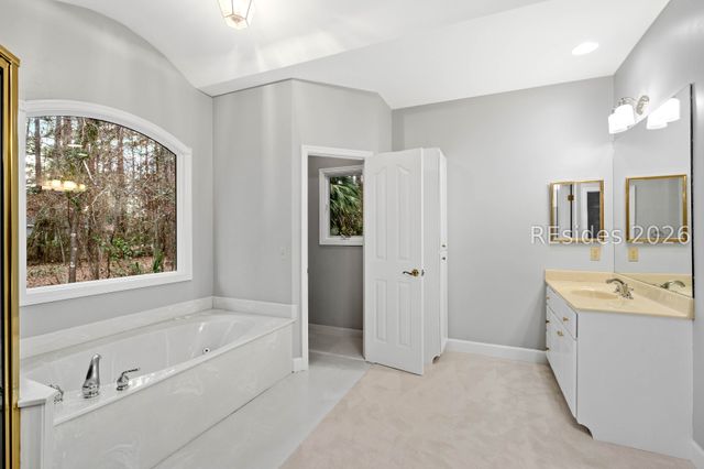 49 Winding Oak Dr, Okatie, SC 29909