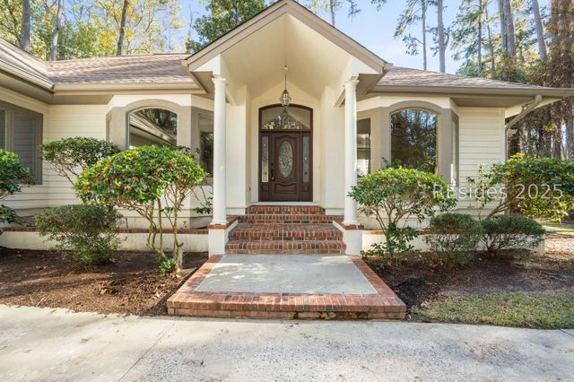 49 Winding Oak Dr, Okatie, SC 29909