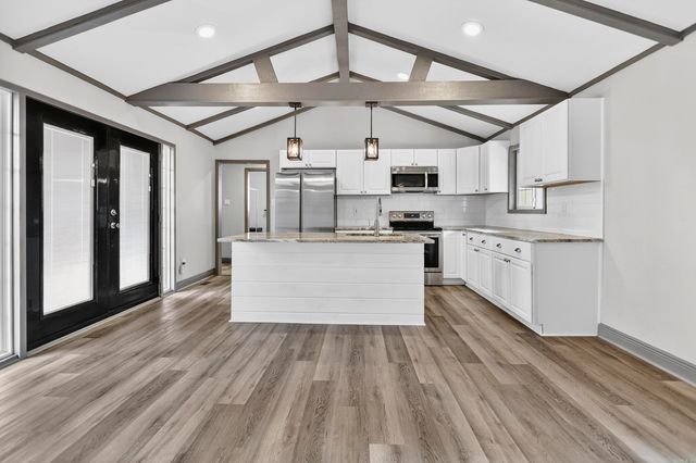 33 Sierra Drive, Hot Springs Village, AR 71909