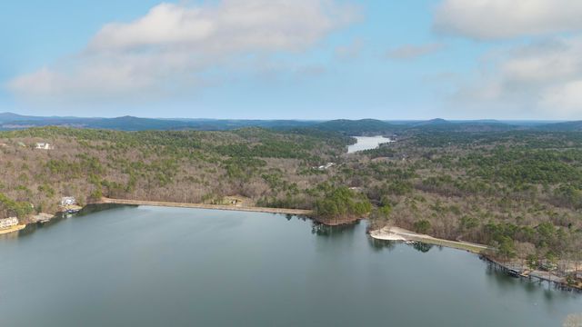 33 Sierra Drive, Hot Springs Village, AR 71909