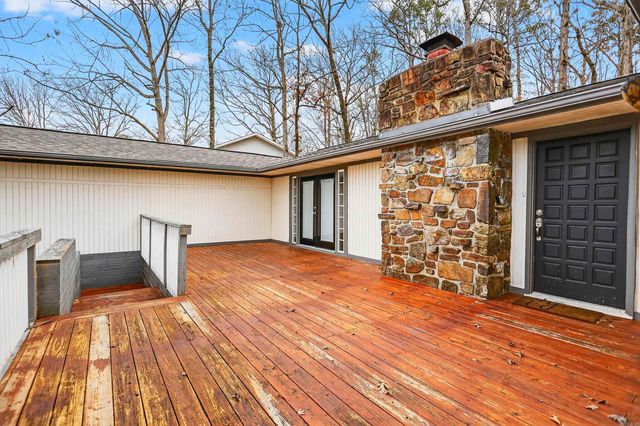 33 Sierra Drive, Hot Springs Village, AR 71909