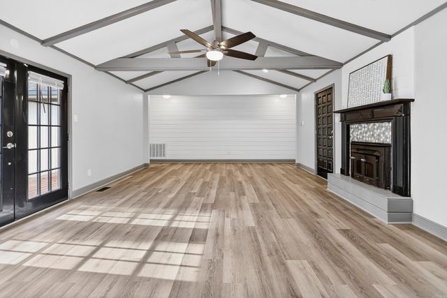 33 Sierra Drive, Hot Springs Village, AR 71909