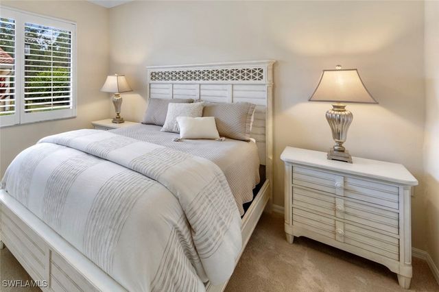 2370 Hidden Lake CT 8301, Naples, FL 34112