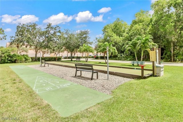 2370 Hidden Lake CT 8301, Naples, FL 34112