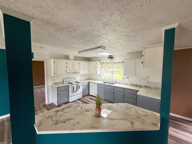 5018 S Vernon Road, Durand, MI 48429