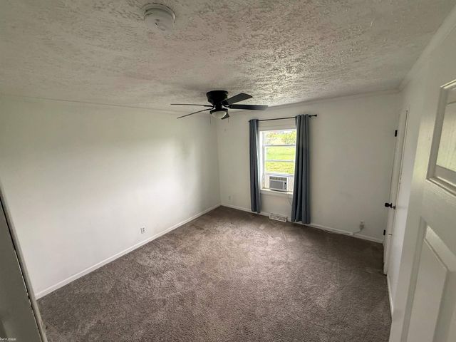 5018 S Vernon Road, Durand, MI 48429