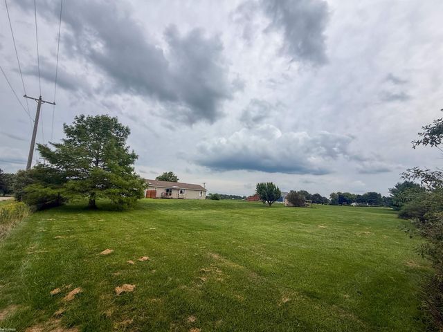 5018 S Vernon Road, Durand, MI 48429