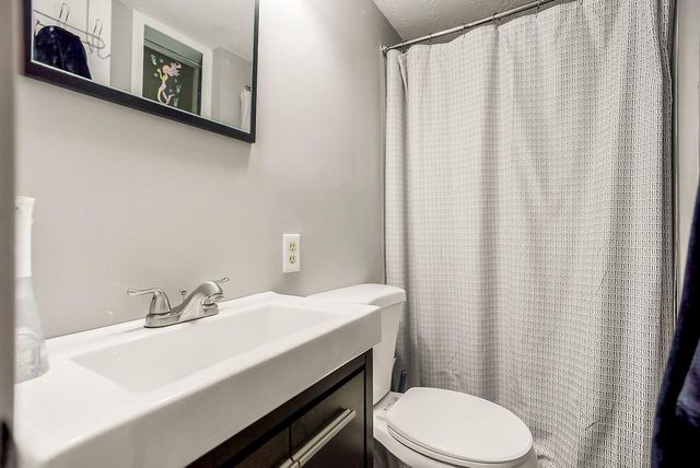 105 SE Moore Street, Blue Springs, MO 64014