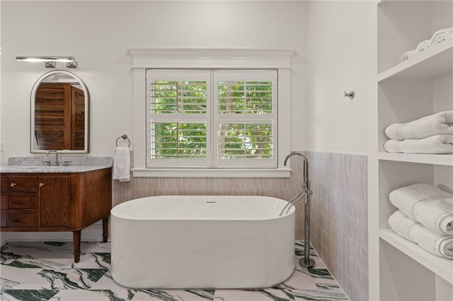 50 Frederica Oaks Lane, St Simons Island, GA 31522