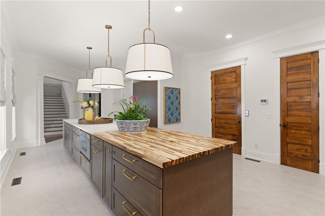 50 Frederica Oaks Lane, St Simons Island, GA 31522