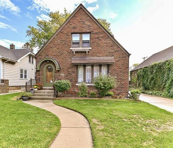 2715 Lasalle STREET, Racine, WI 53402