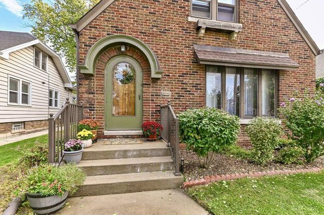 2715 Lasalle STREET, Racine, WI 53402