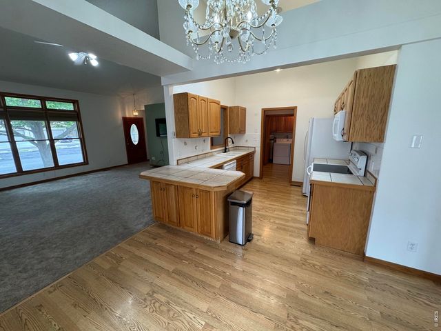 818 Mindy Cir, Sterling, CO 80751