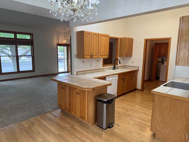 818 Mindy Cir, Sterling, CO 80751