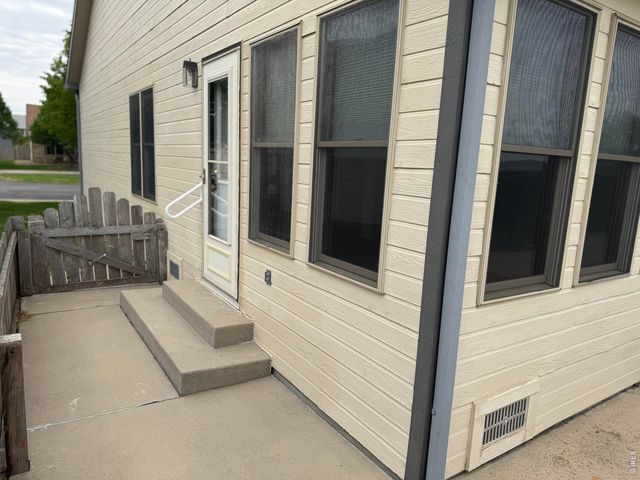 818 Mindy Cir, Sterling, CO 80751