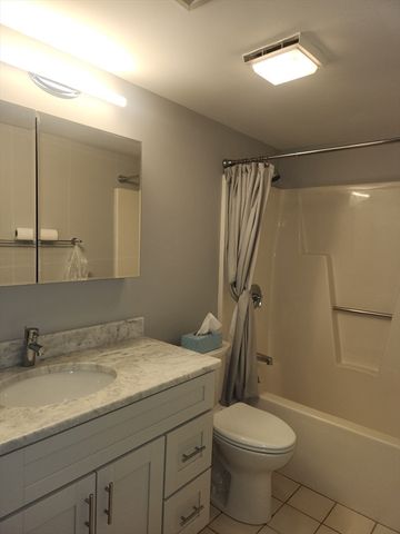 200 Locust St 303, Lynn, MA 01904