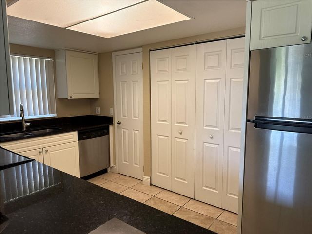 9950 TURF WAY 4, Orlando, FL 32837