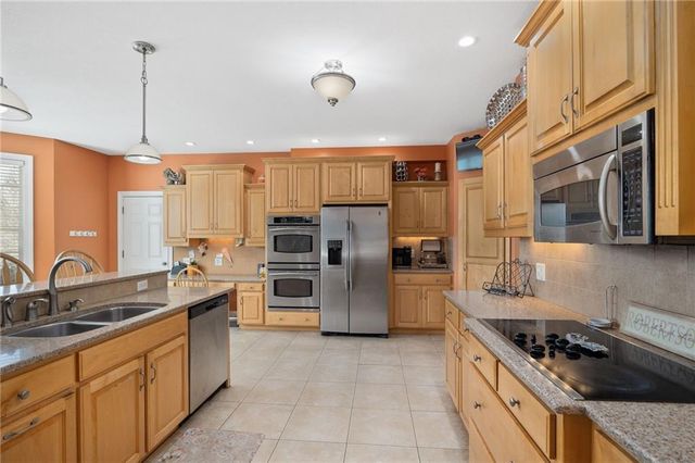 4810 Aegean Terrace, St Joseph, MO 64506